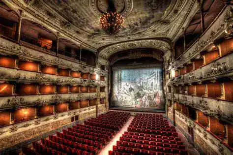 La sera della prima al Teatro Valle: scopri quando