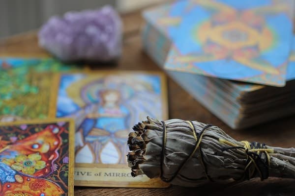 how to cleanse tarot cards