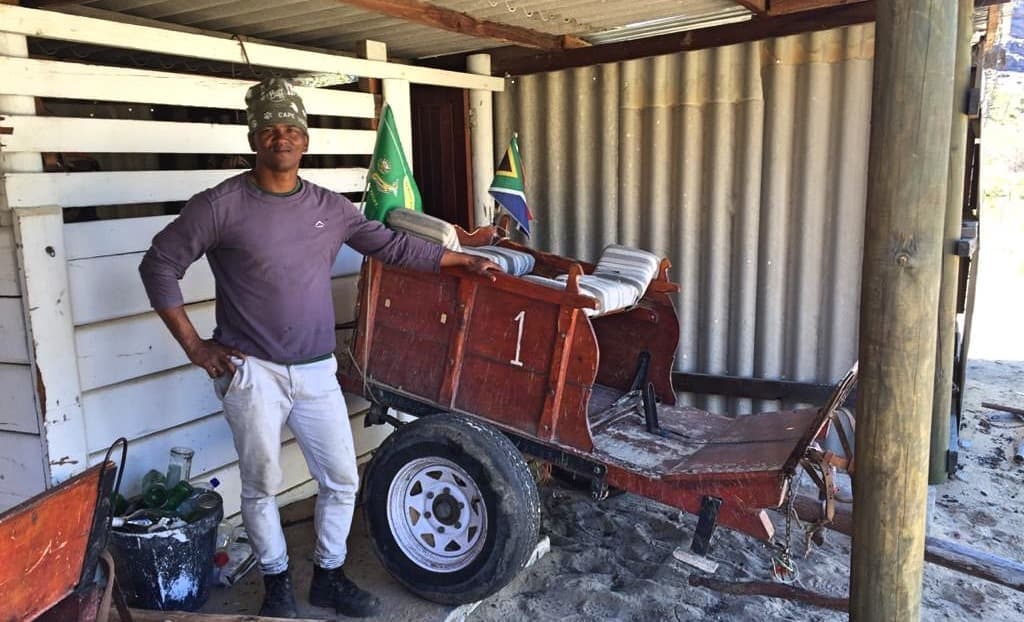 Donkey-cart-and-driver-at-Heuningvlei-Cederberg-hike