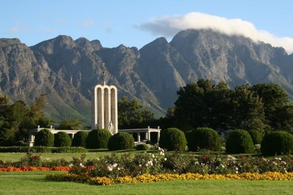 Franschhoek Valley Walk, Huguenot Monument