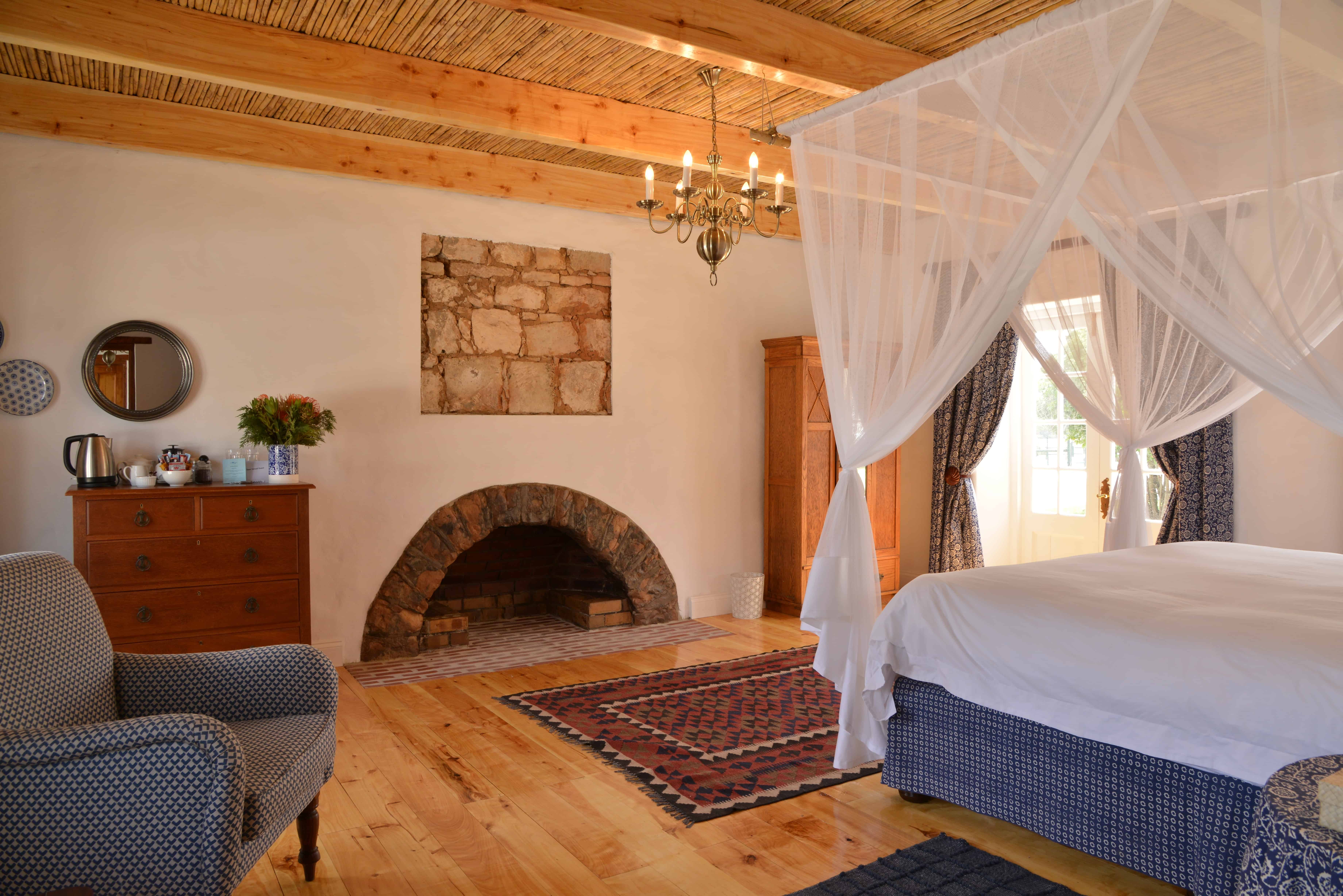 Accommodation-Cloete-Suite-1.