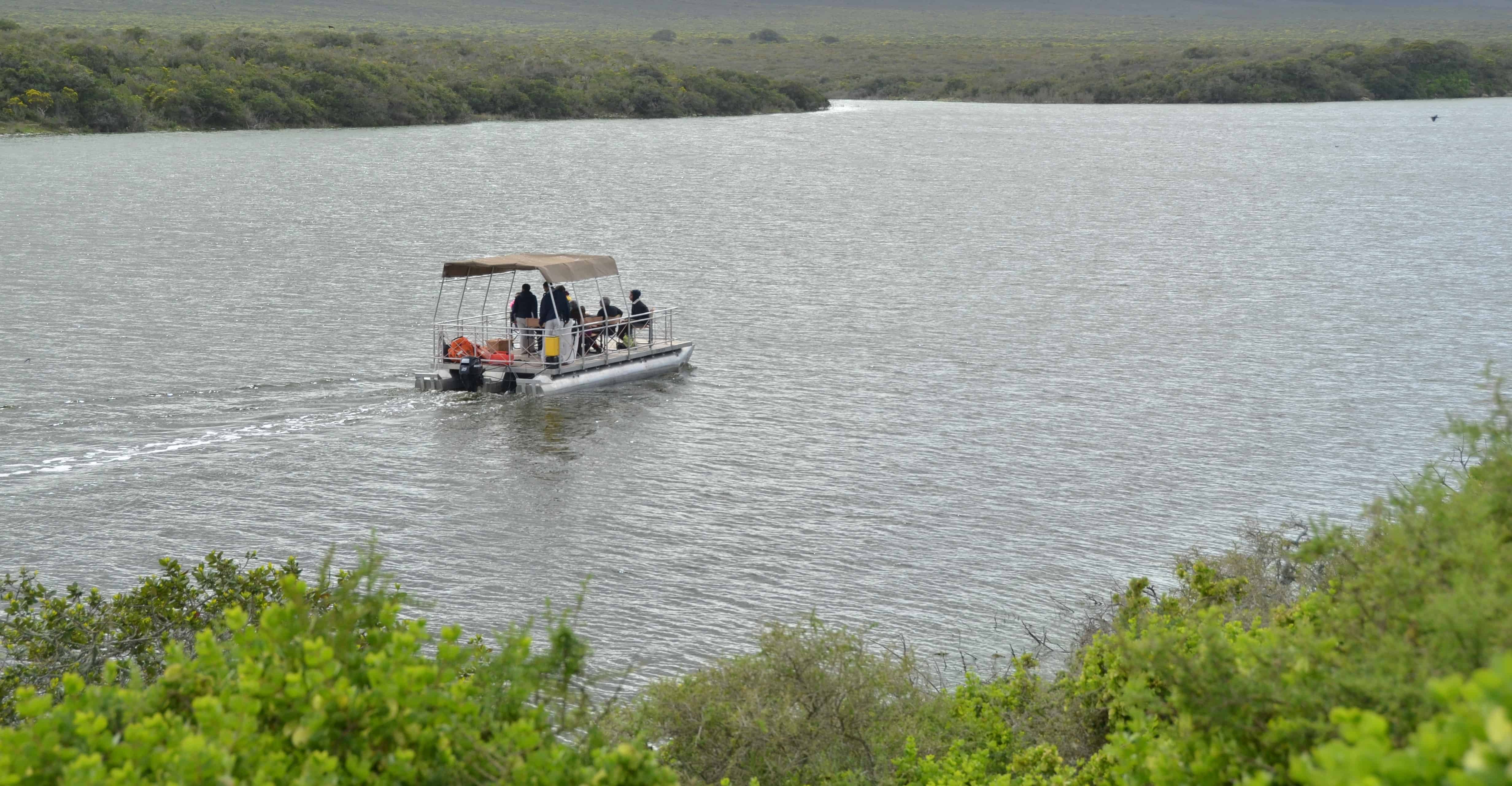 Eco-Boat-Cruise