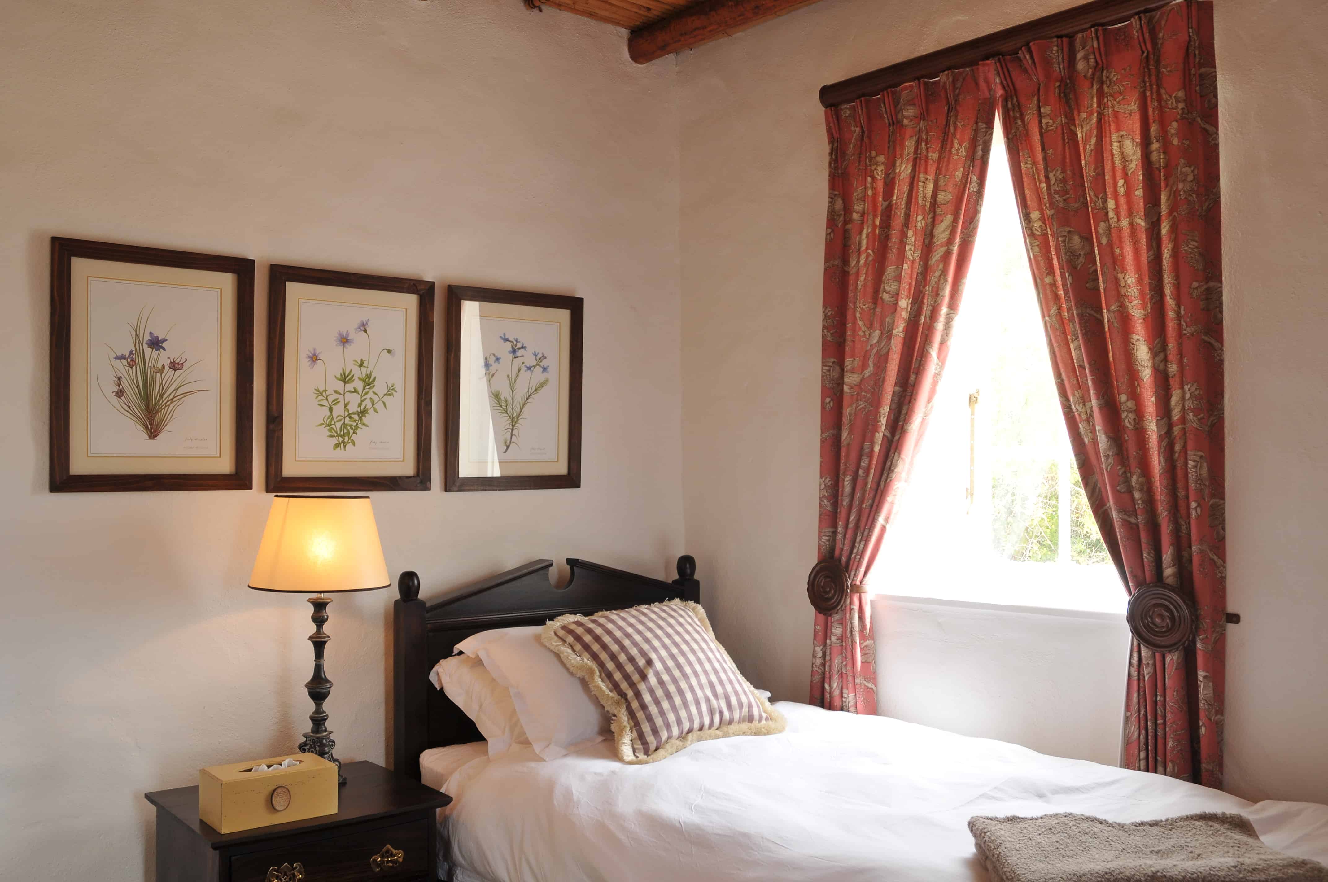 Accommodation-Vlei-Cottage-6