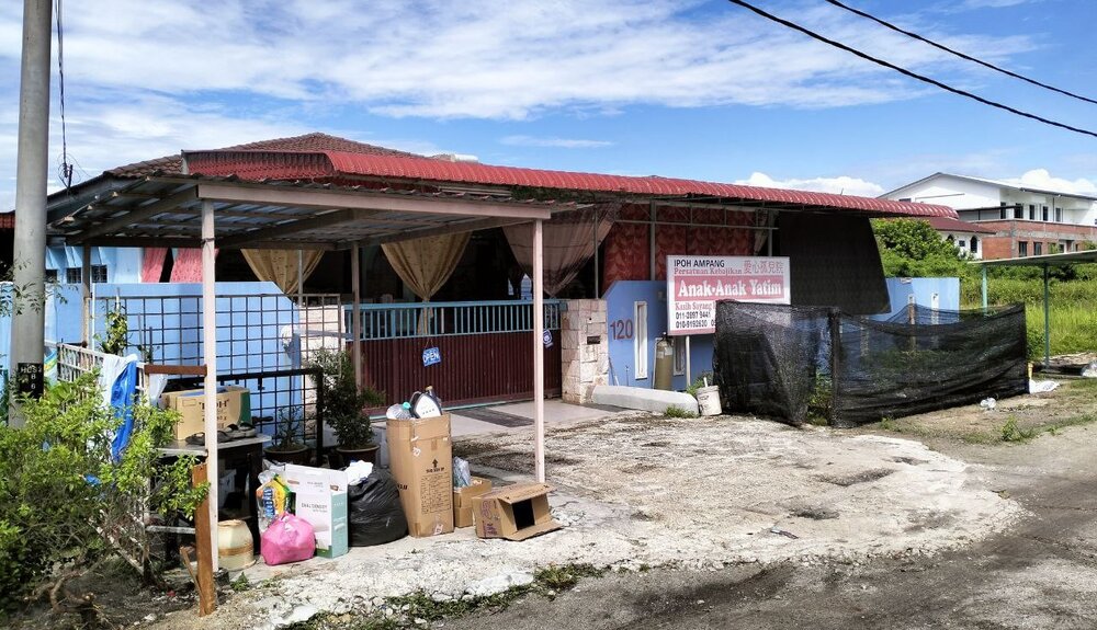 Tabung sumbangan Rumah Anak Yatim Kasih Sayang