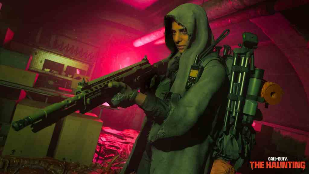 Farah Karim "Mountaineer Skin" Operator holding the DTIR 30-06 in Modern Warfare 3 Season 6