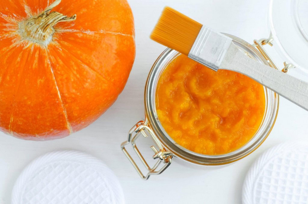 máscara facial de abóbora para eliminar manchas e rugas