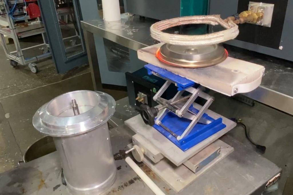 induction shrink fitting of stainless steel plate onto aluminum induction shrink fitting of stainless steel plate onto aluminum