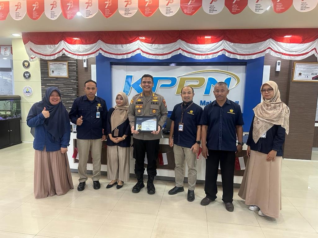 Kapolres Gowa Raih Penghargaan Dari Kementrian Keuangan RI