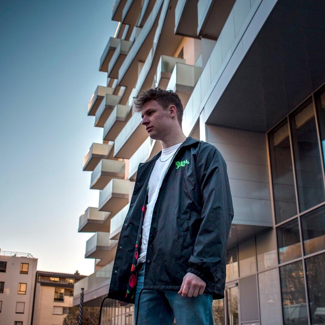 Mizmo dévoile "Chasing Pavement", une collaboration avec Teva et Loé