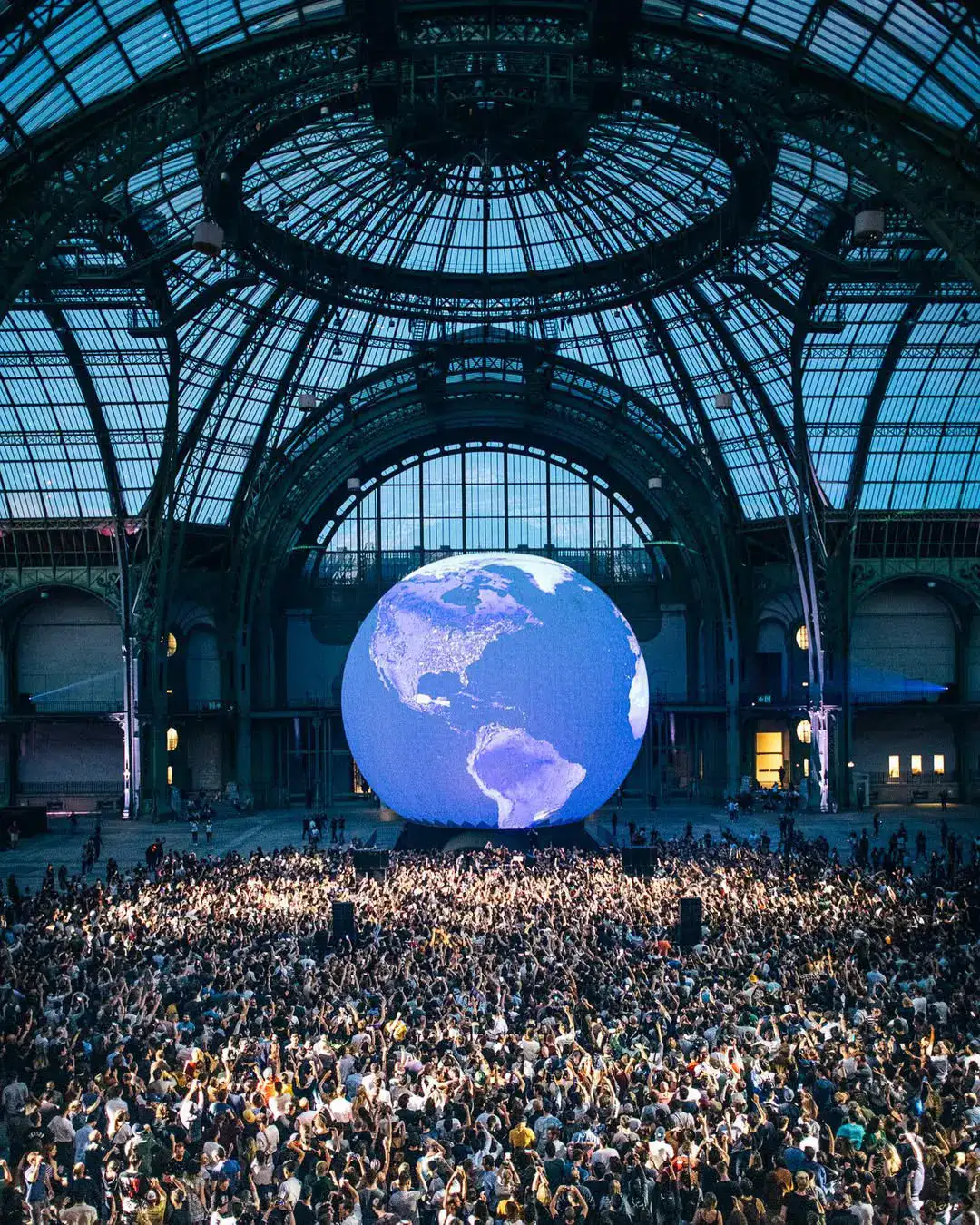 Cercle révèle une situation financière critique et annule son festival au Mexique