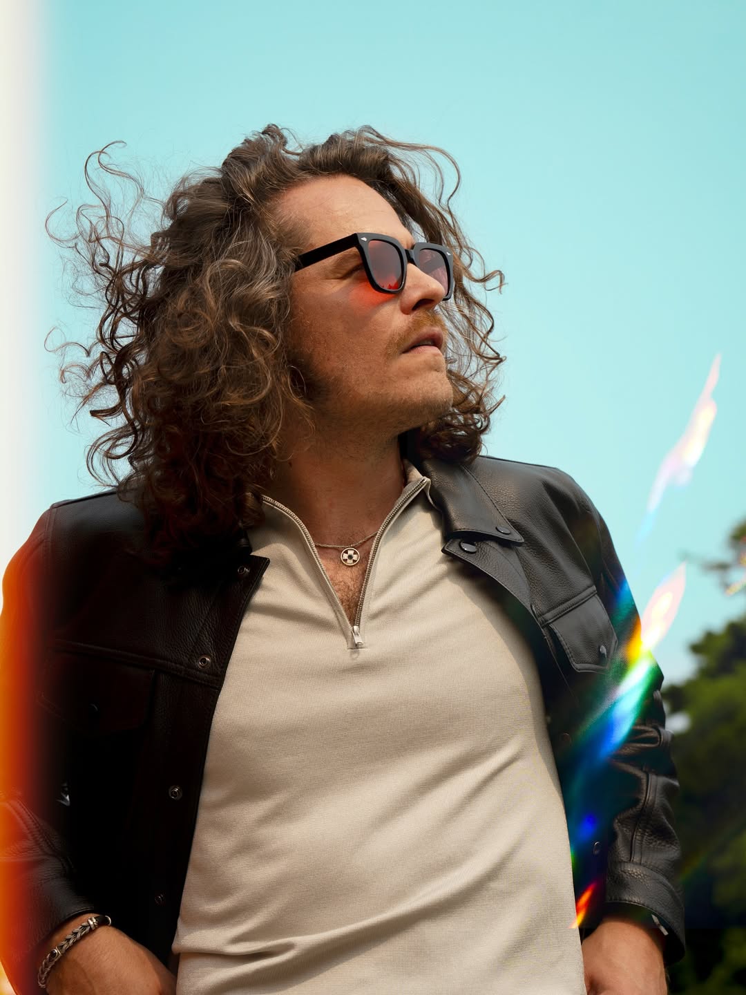 8 ans après sa sortie, Montmartre remixe Love Song de Kazy Lambist