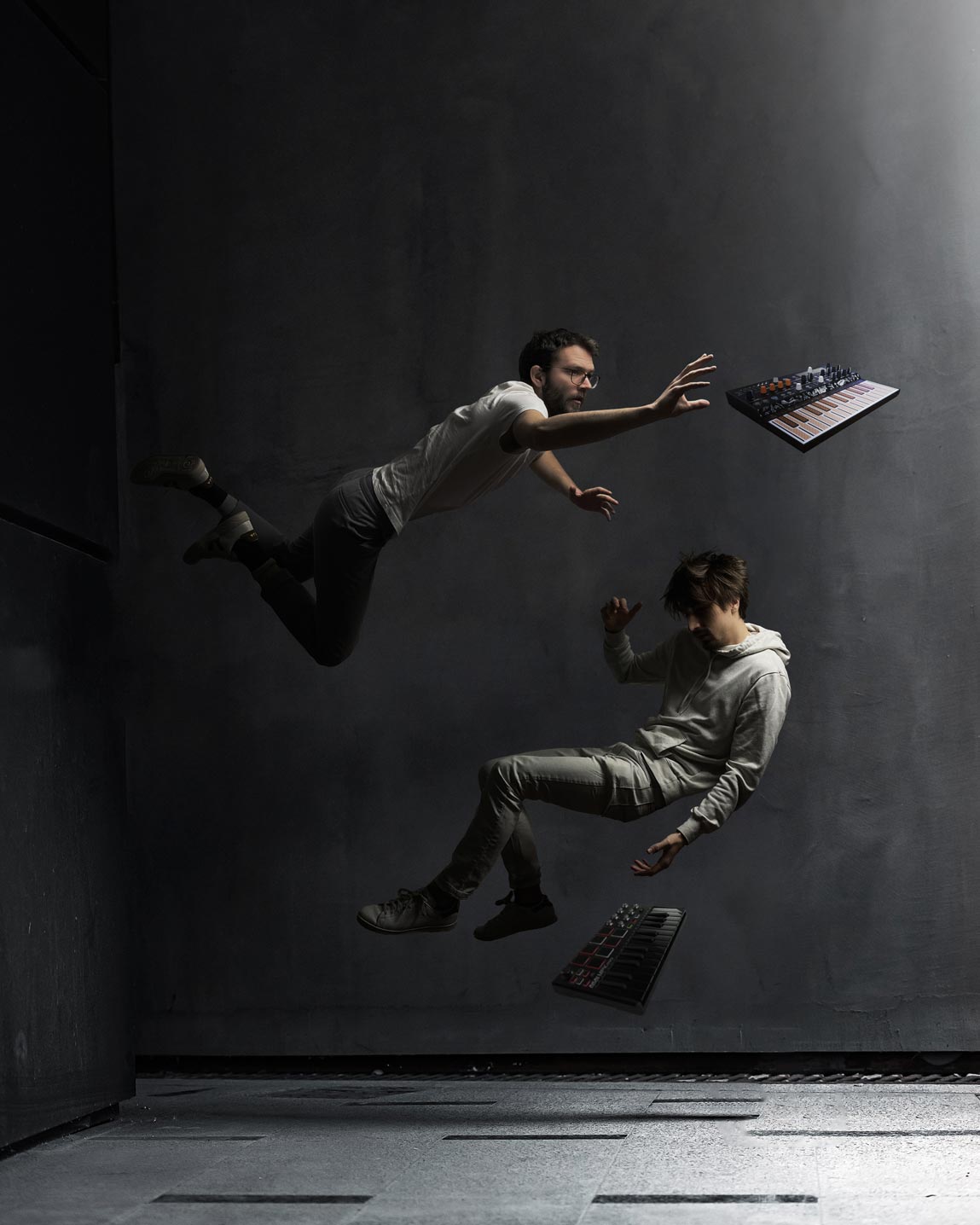 "Discovery" : le premier single de Pausé, accompagné d’un clip en 360°