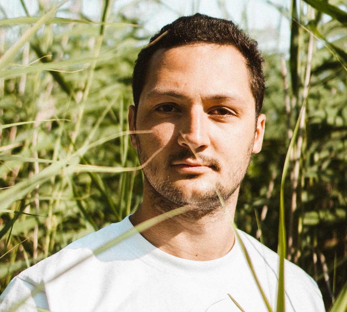 De la musique à l'or, découvrez le nouveau single d'Antoine Chambe “Won't Let Go”