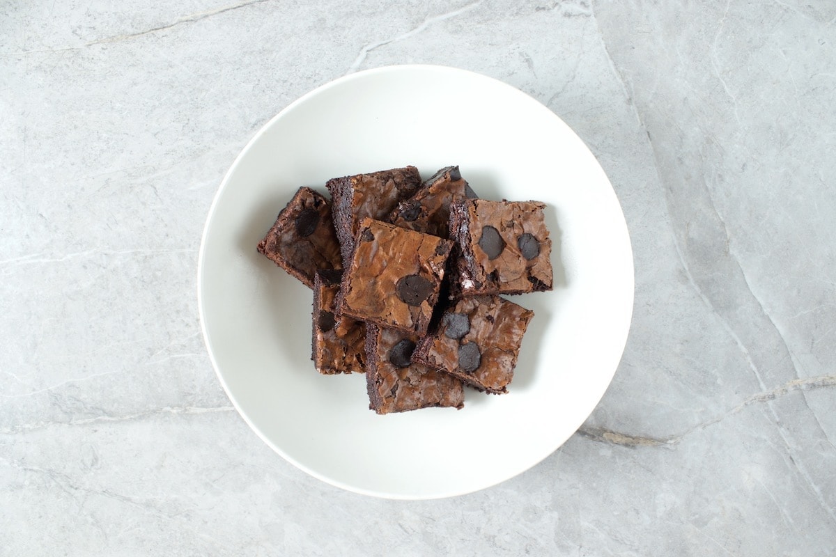 How To Reheat Brownies I Test 5 Methods [Pics]