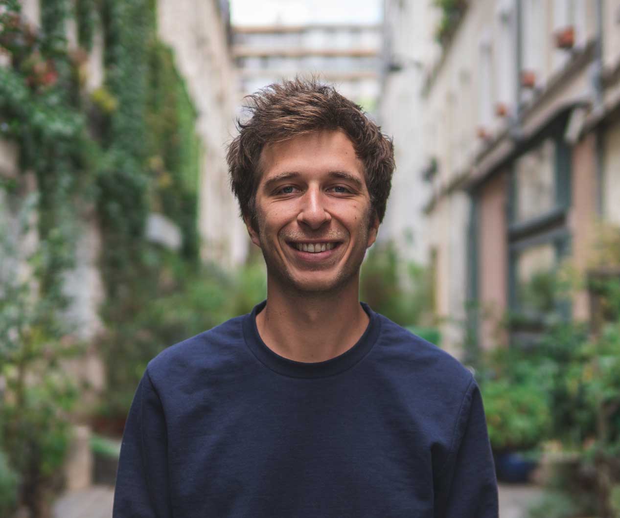 Efel s'associe avec Zoé Léger et présente "Rêve", un nouveau single French House