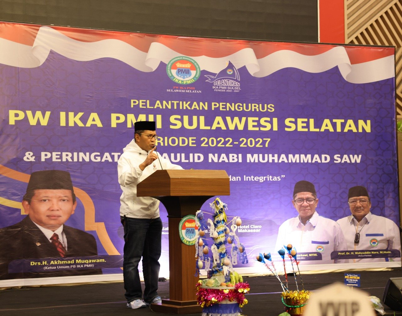 Wali Kota Danny Ajak