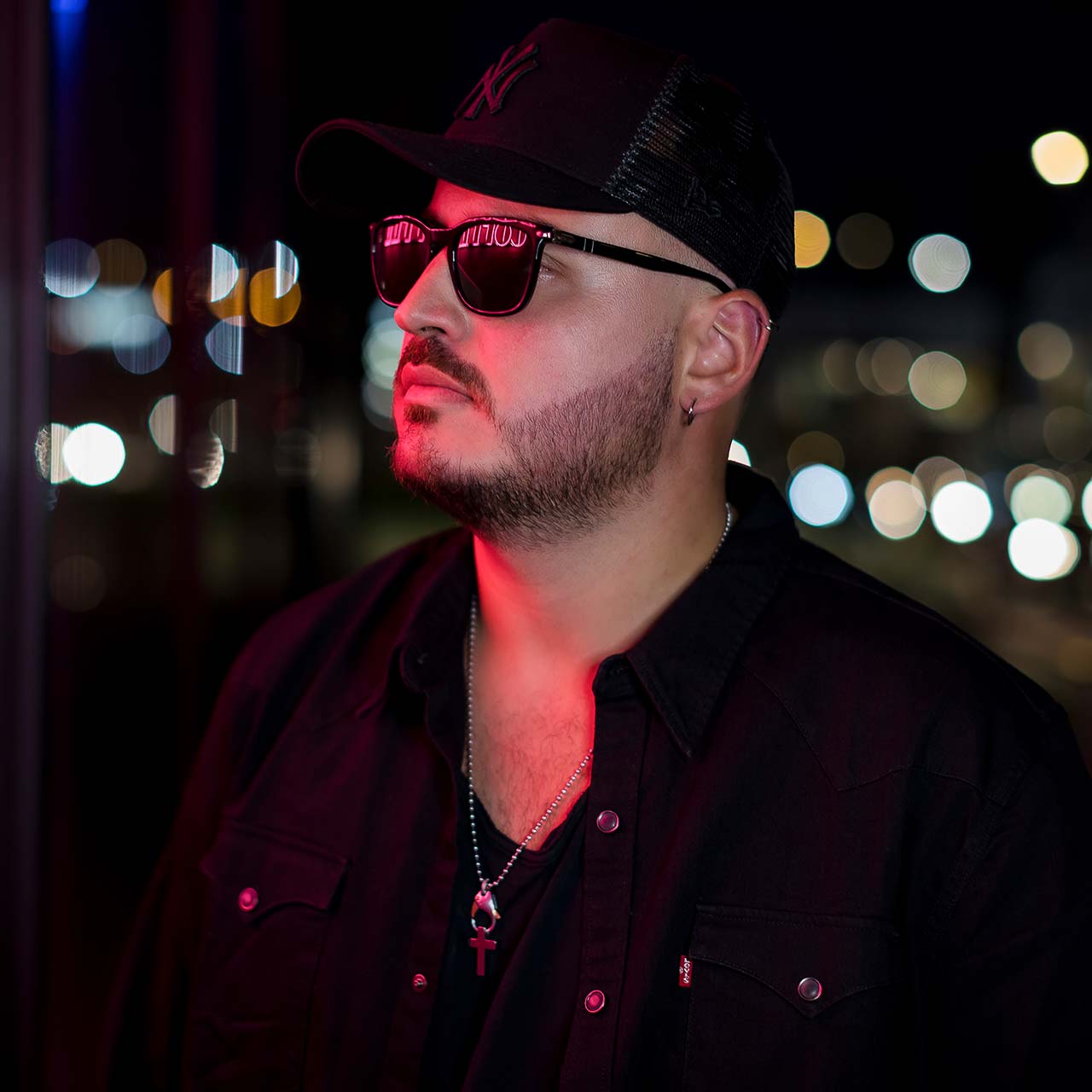 Le Pedre remet au goût du jour "Love Me Back" et signe chez Universal Music France