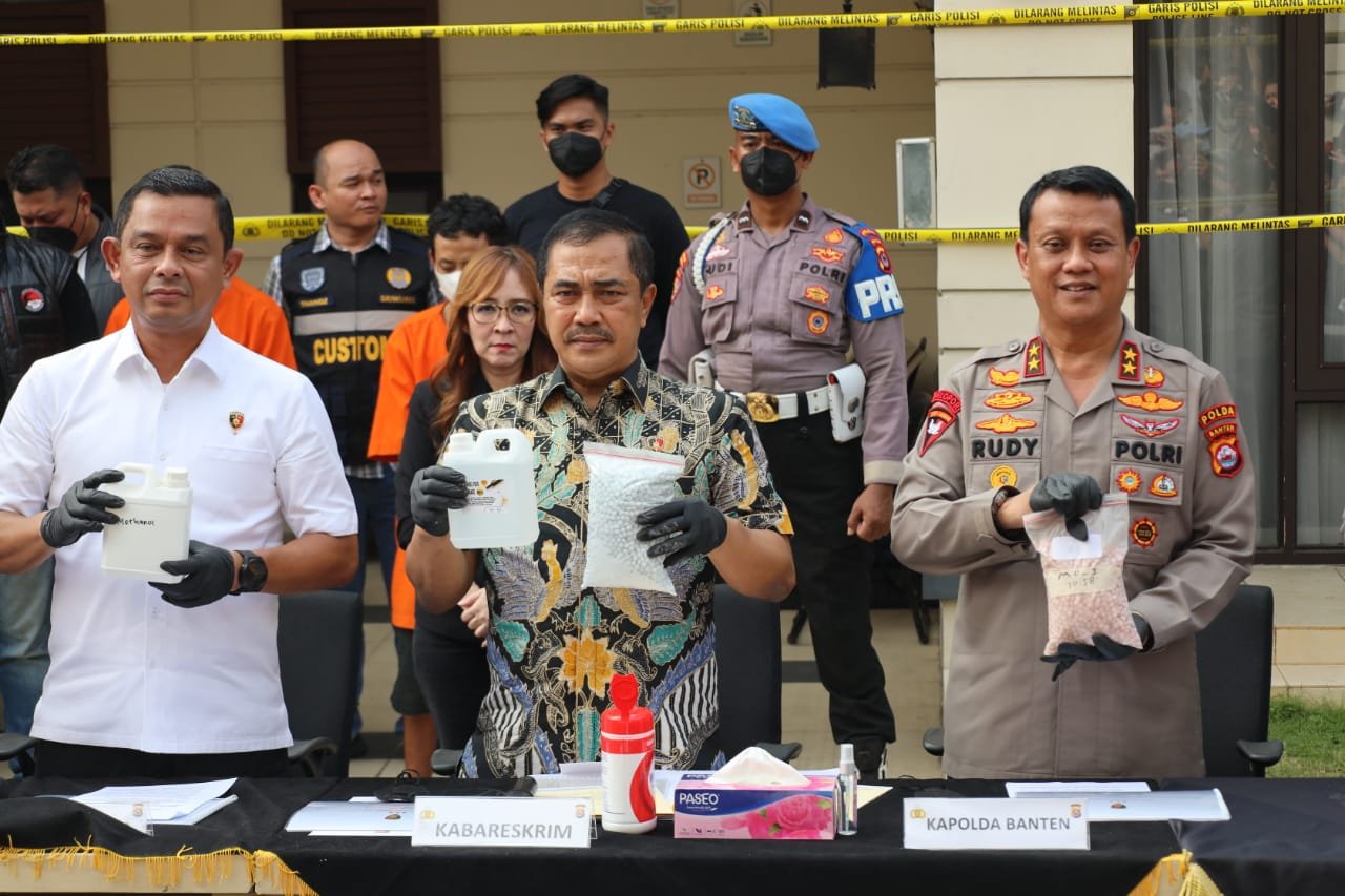 Bareskrim Polri Ungkap Pabrik Ekstasi Jaringan Internasional