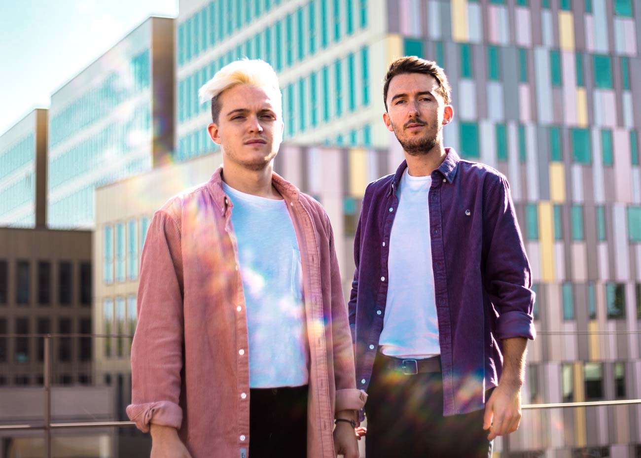 Noroy dévoile "Right Time", publié chez Roy Music