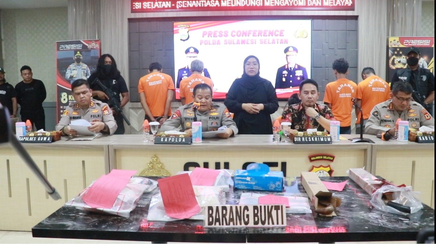 Kapolda Sulsel Konferensi Pers kasus pembunuhan Berencana di Gowa