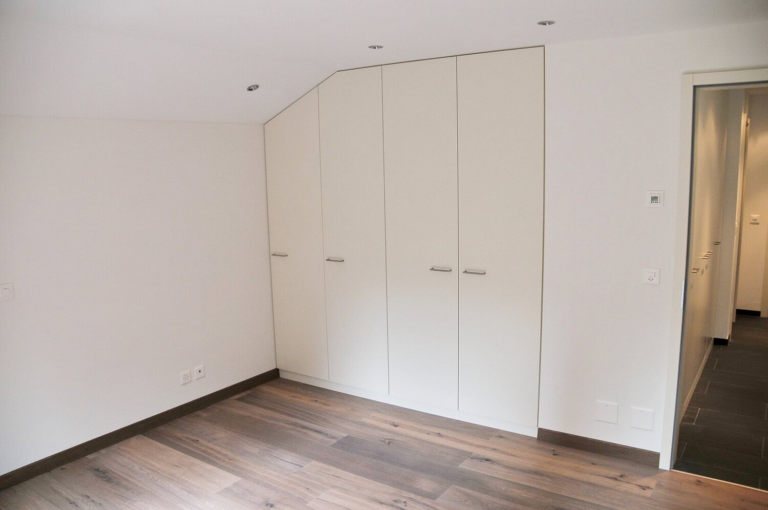 Haus Milo Schlafzimmer Schrank