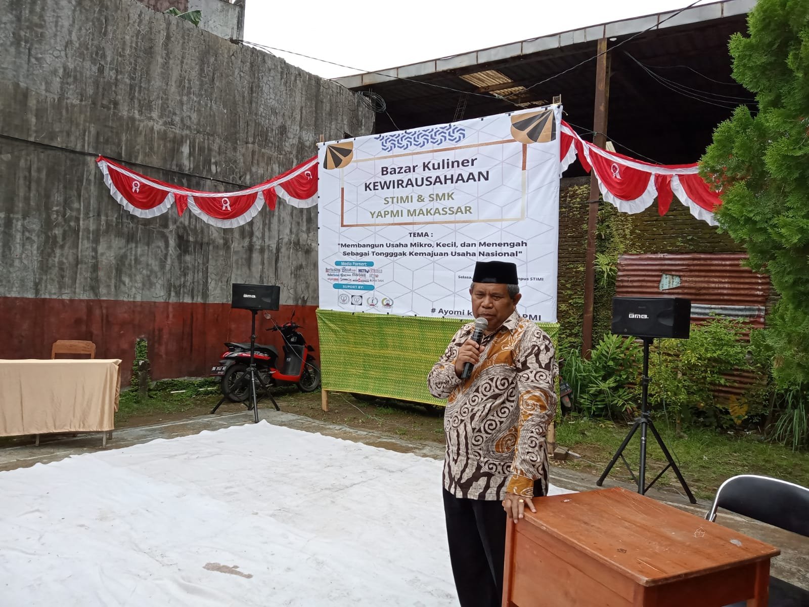 LMK STIMI YAPMI Motori Bazar Kuliner Libatkan Mahasiswa dan Siswa 