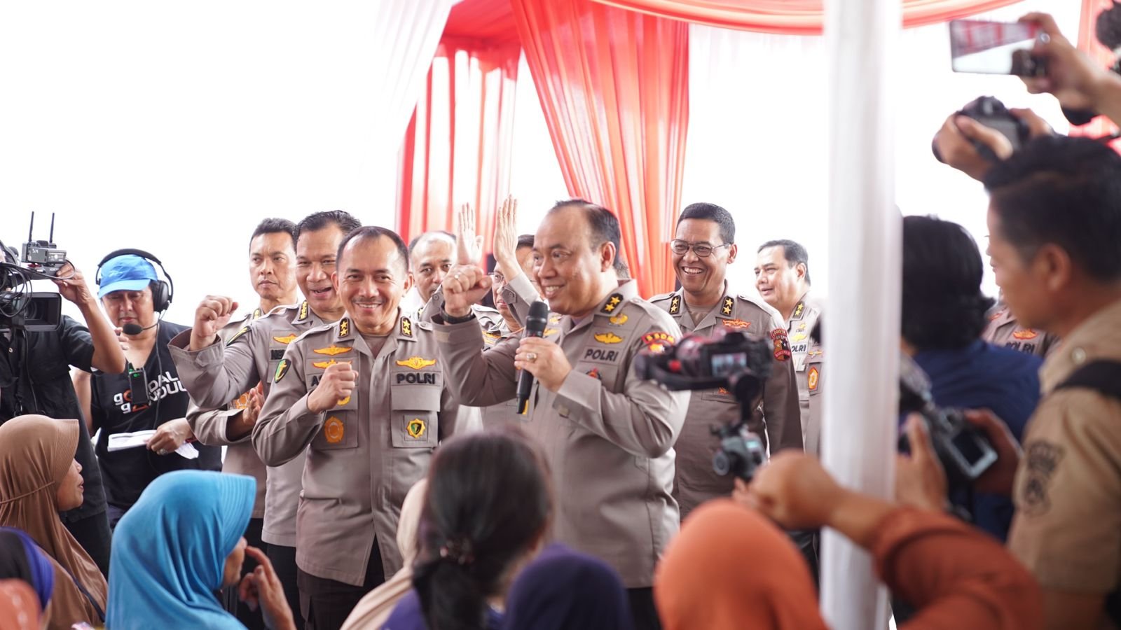 SSDM Polri Gelar Bakti Sosial, Bakti Kesehatan dan Tanam Pohon di Bogor