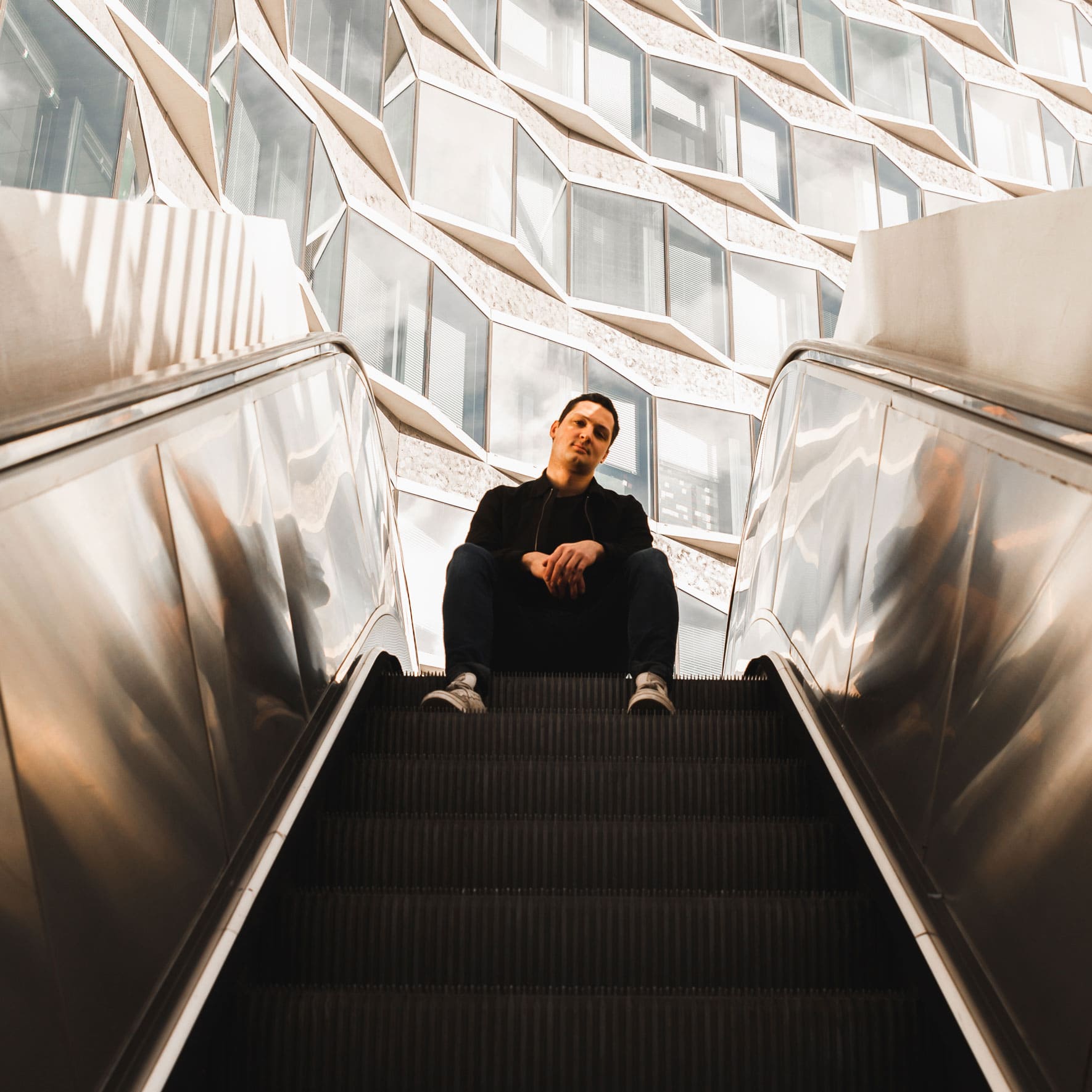 "Feel It" : Antoine Chambe ajoute à sa discographie un titre avec Tyler Sjöström