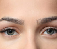 Augenbrauen Schattierung vorher