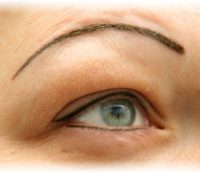 Haarlospatientin Permanent Make Up nachher