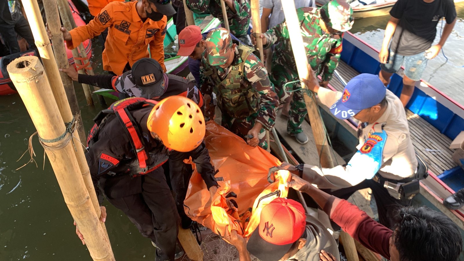 Korban yang lompat dari jembatan Desa Watu Bone Ditemukan