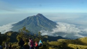 Jalur pendakian Gunung Merbabu