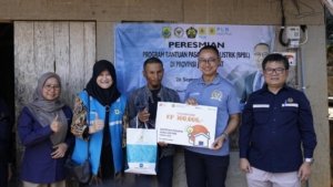 5.592 Rumah Tangga di Cianjur Terima Bantuan Pasang Listrik dari Pemerintah