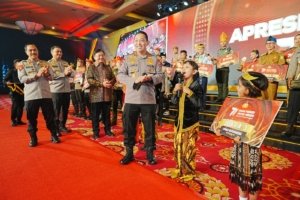Polisi Jadi Pahlawan di Dongeng Buatan Anak,Kapolri: Tanamkan dan Jadikan Semangat Jadi Lebih Baik