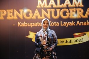 Terima Langsung Penghargaan KLA, Wawali Makassar Harap Tahun Depan Raih Kategori Utama