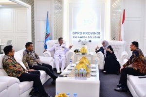 Pj Gubernur Sulsel Sowan ke DPRD, Bahtiar bilang Perintah Undang-undang