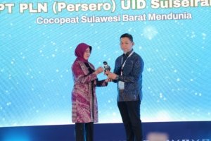 Hadirkan Kebermanfaatan bagi Rakyat, Program TJSL PLN UID Sulselrabar Raih Dua Penghargaan