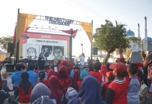 Puluhan Siswa SD Dapat Edukasi Literasi Keuangan di Panggung F8 Makassar