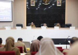 Rakor P3KE, Wakil Walikota Makassar Kumpulkan Camat Lurah Tagih Data Update Warga