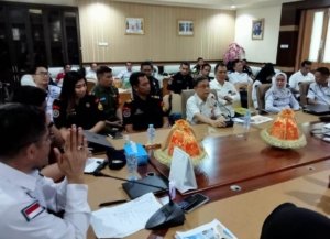 Wisata Kite Surfing Mallasoro