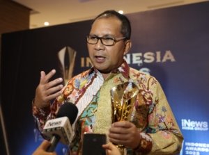 Makassar Raih Indonesia Award