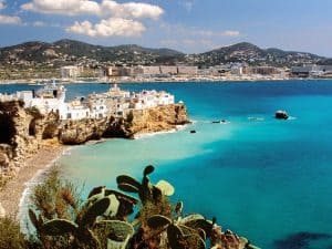 Read more about the article Exploring Ibiza: The Ultimate Mediterranean Paradise