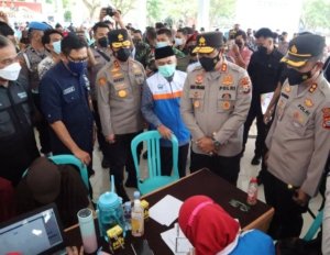 Warga Antusias Ikuti Vaksinasi