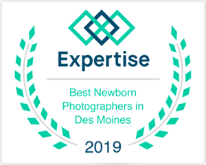 best newborn photographer iowa des moines