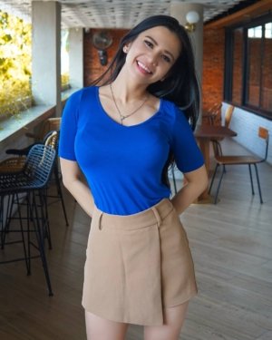 Sosok Maria Vania yang Dekat dengan Billy Syahputra