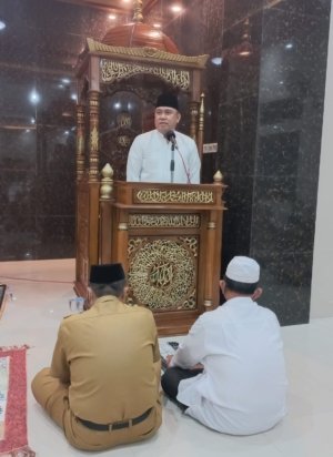 Safari Ramadan Pemkot Makassar, Pesan Membangun Asisten III Mario Said