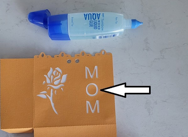 Mom gift box with the O glued into the center and the Tombow glue