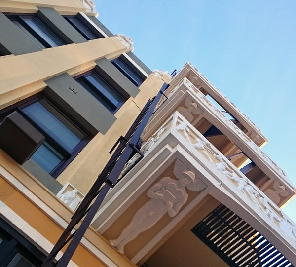 Hollywood and Western Building