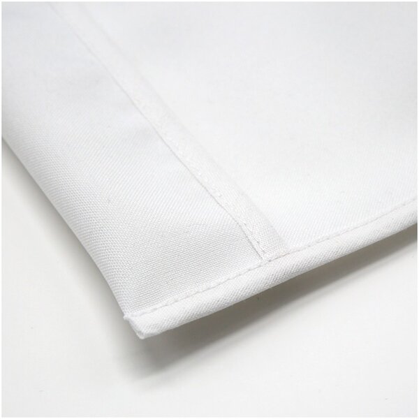 KIT Mascherina FASHION DOPPIO STRATO in poliestere bianco 100% + POCHETTE con moschettone lavabile e riutilizzabile - immagine 4