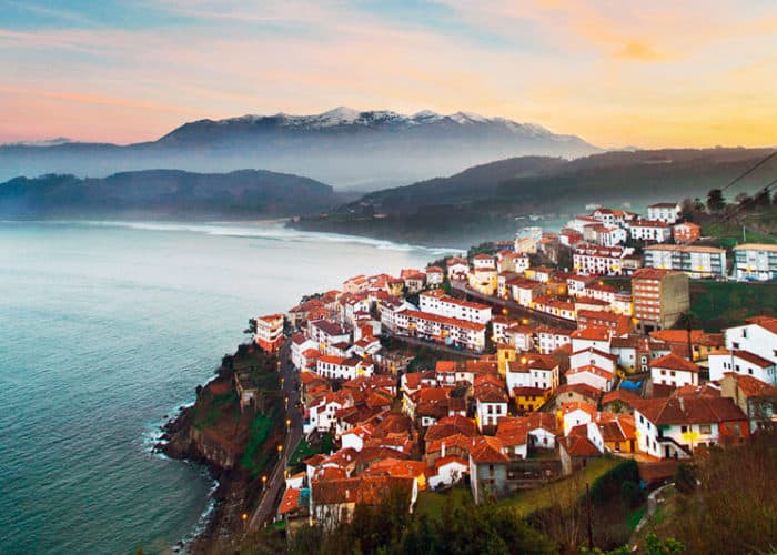 Excursi&oacute;n COLUNGA TIERRA Y MAR desde Asturias